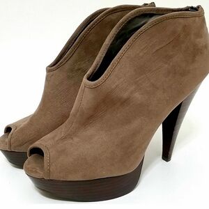 Womens Carlos Brown Suede Pull-on Ankle Boot 1.25" Platform 5.25" Heel Size 10